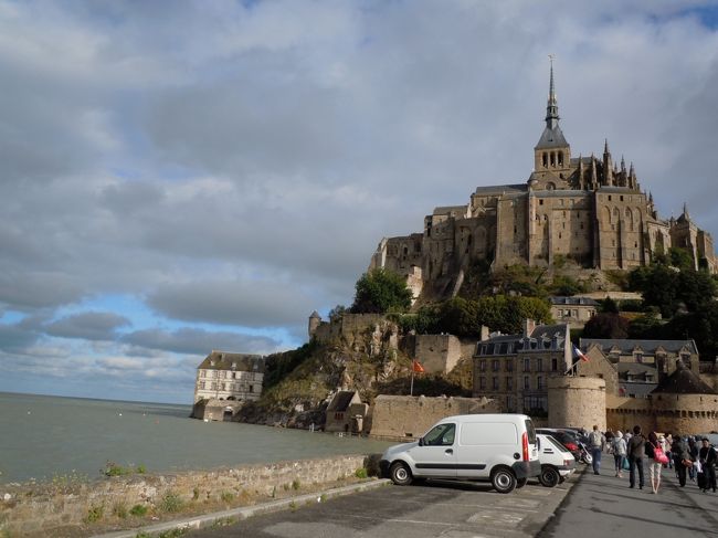 駐車場は、海になっています。