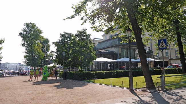 ツーリストインフォの着ぐるみ