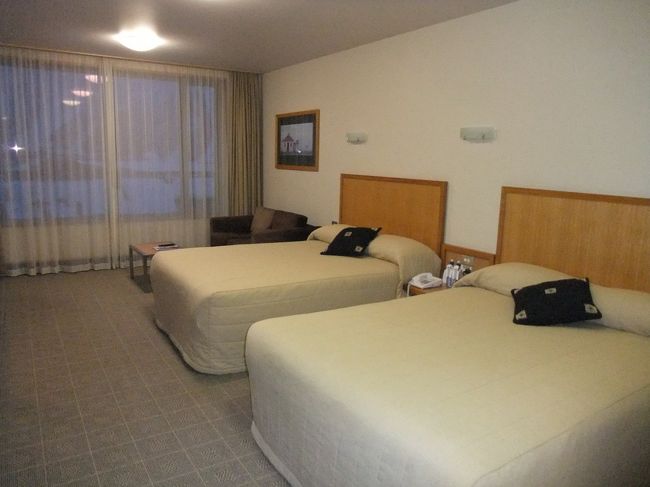 今日は一人ですが、ツインの部屋でなんだか申し訳ない。<br />