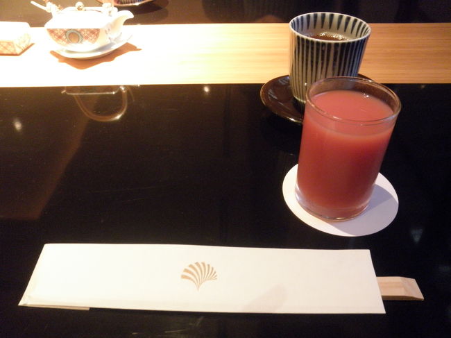 3日目。<br /><br />風が強い！！<br />でも暑くなりそうな予報。<br /><br />朝食は和食にしました。<br />まずはグァバジュース。<br />グァバって飲んだ事なかったんですが、これは美味しかった！！<br />母と二人、うまい！！って。