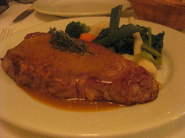 子牛のソテー！<br />分厚くて美味！