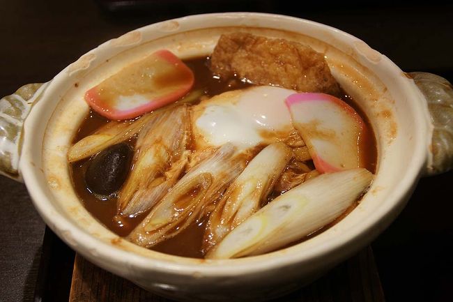 ●味噌煮込みうどん＠まこと家<br /><br />八丁味噌大好きなので、味噌煮込みうどんは好きです。<br />でも、味噌カツに走ってしまうことが多いので、久しぶりに食します。