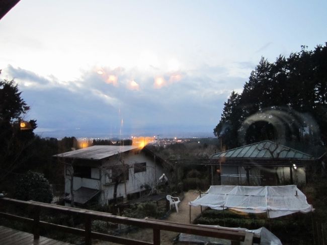 気が付くとお山に、小雪が降って居ます、マジヤバイ<br />です、車がお山を降りれないと、JOSANはベトナムに<br />行く事が出来ませ〜〜ん。（ヤバイ）<br /><br /><br /><br />（終）