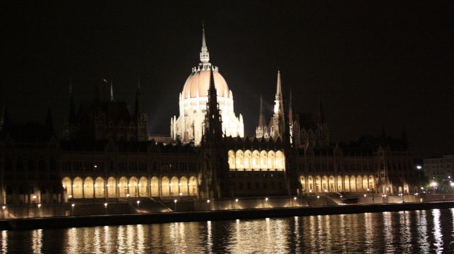国会議事堂の夜景