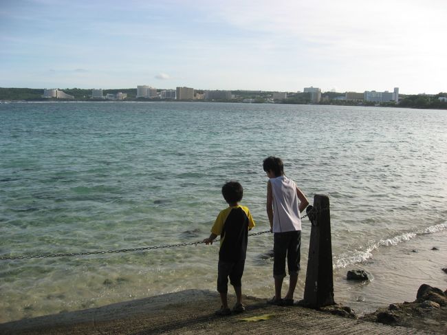 気温は快適だけど、水温は低そう・・・。<br /><br />魚いっぱいいるかなあ〜。
