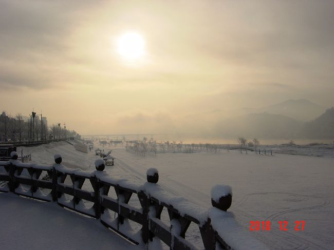 ホテルから市内方面一方通行の橋より錦江や公山城方面