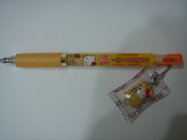 お土産<br /><br />ご当地キティちゃん<br /><br />ちんすこうキティ