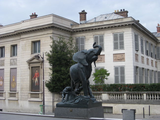 オルセーは、館内の写真は撮ることはできません。