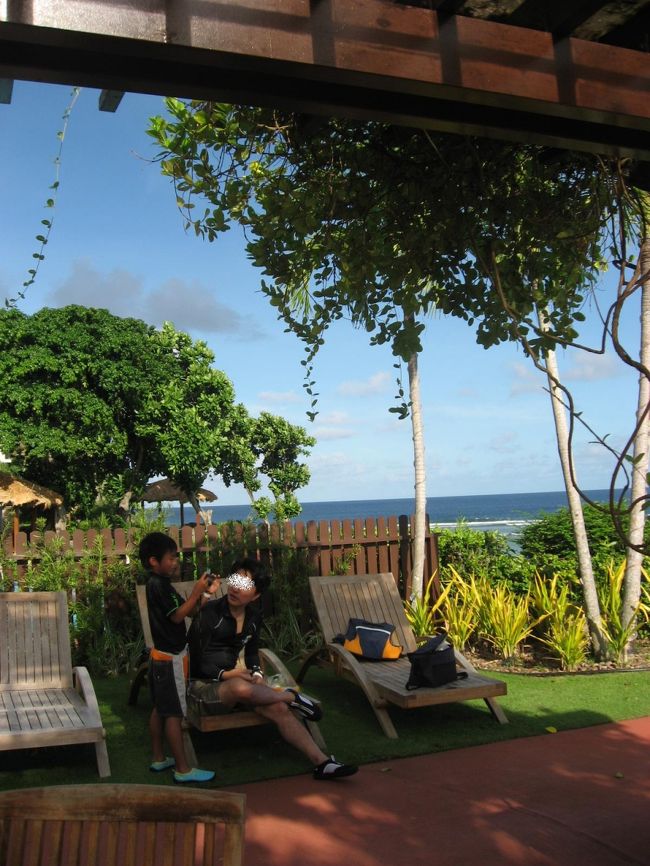 １時間ほどプールで楽しんだ後。