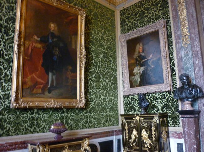 部屋毎にテーマカラーで統一してありゴージャスでした