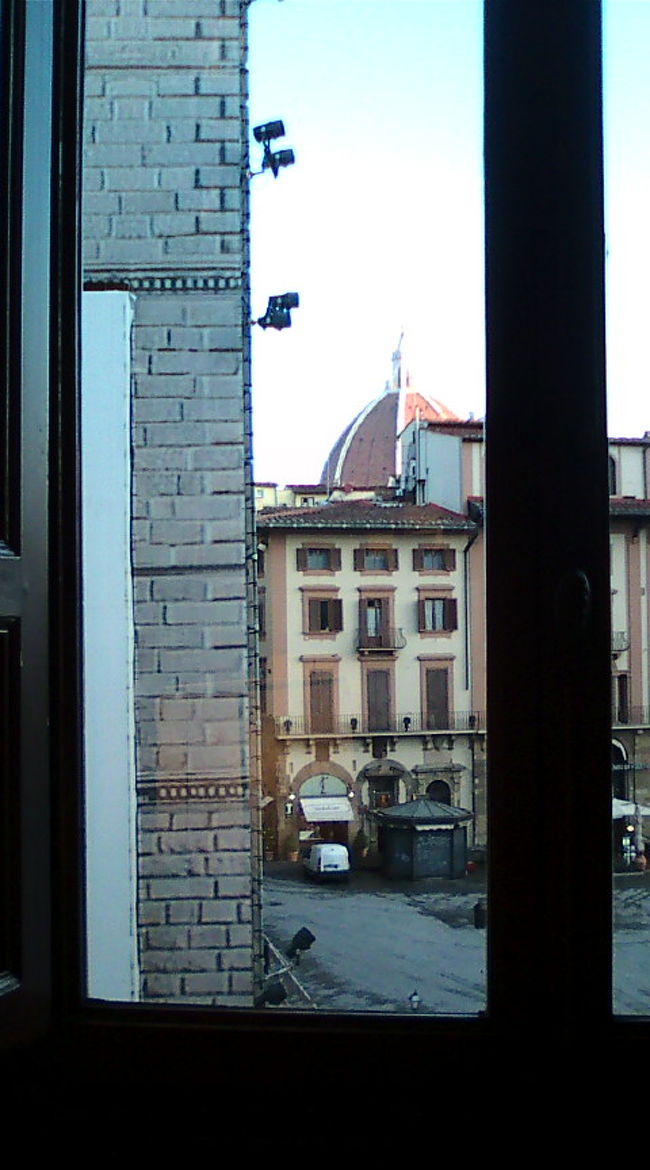 窓からドゥオーモがっ！ちら見え！