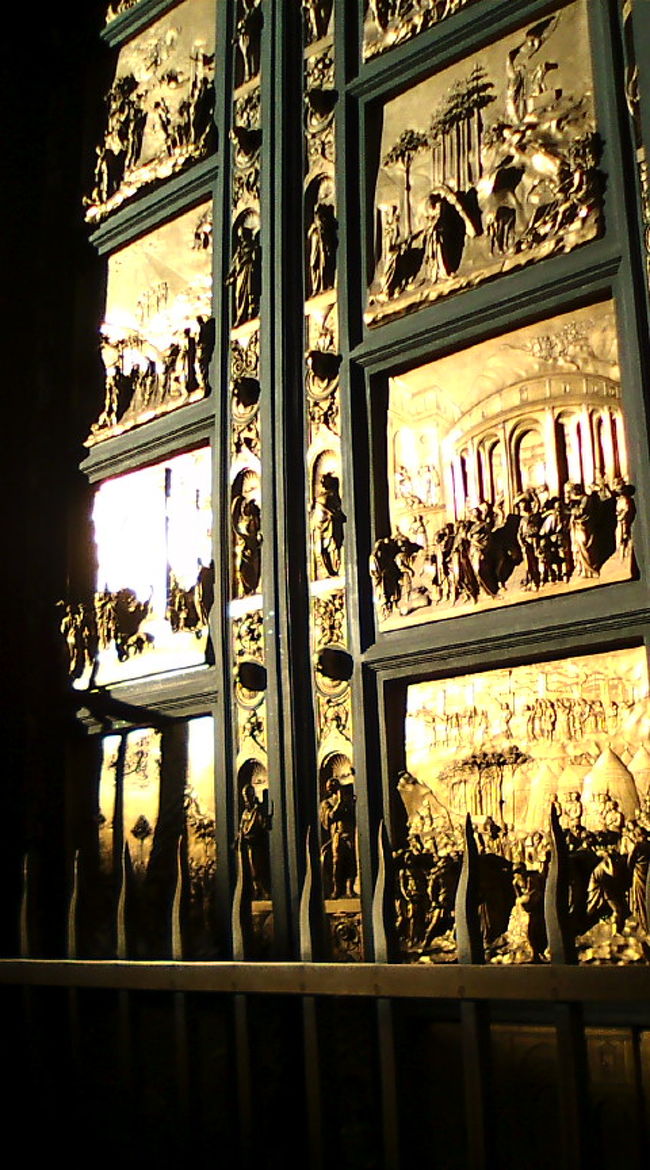 びかびか〜！！<br />輝いております。ちょうど時間帯が良かったのか^^;まばゆいばかりでした。<br />じっくり見たい人は、日陰になる時間帯をお選びください。<br />