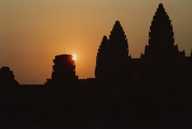 アンコールサンセットを今日は間近で