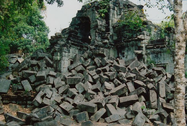 損壊がひどい。。。。。。