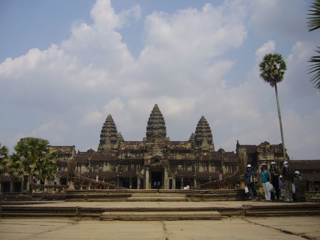 昼のアンコールワットもいいなーーーーー