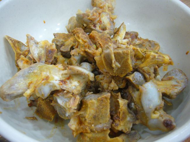 食べかす<br /><br /><br />あんまりおいしくなかった。<br />やっぱり骨付きの肉は嫌いだ