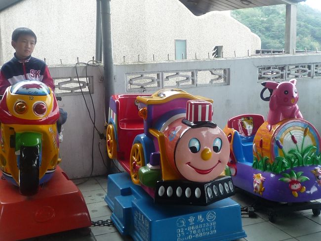 こんな場所も。。。<br /><br />ん？？ピンクの。。。。？？笑