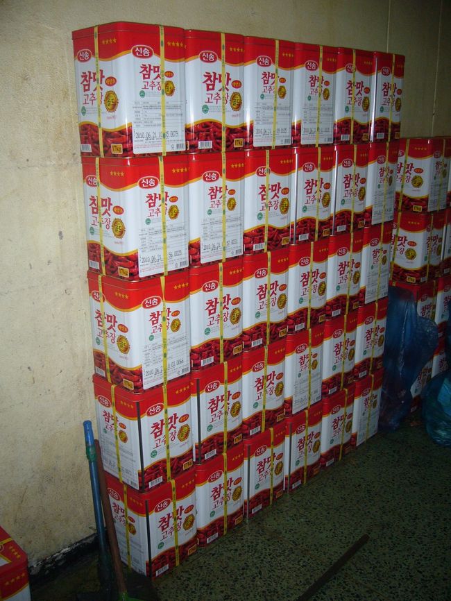 これは凄い。。。。。。。。<br /><br /><br /><br /><br />恐ろしい量