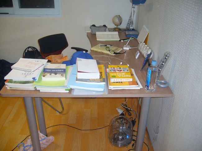 頭が良いので、勉強の本ばかり