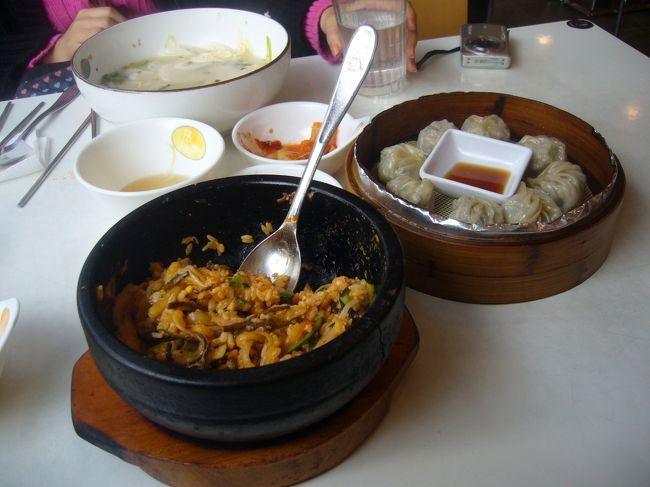 ピビンバと饅頭<br /><br /><br />おいしかった