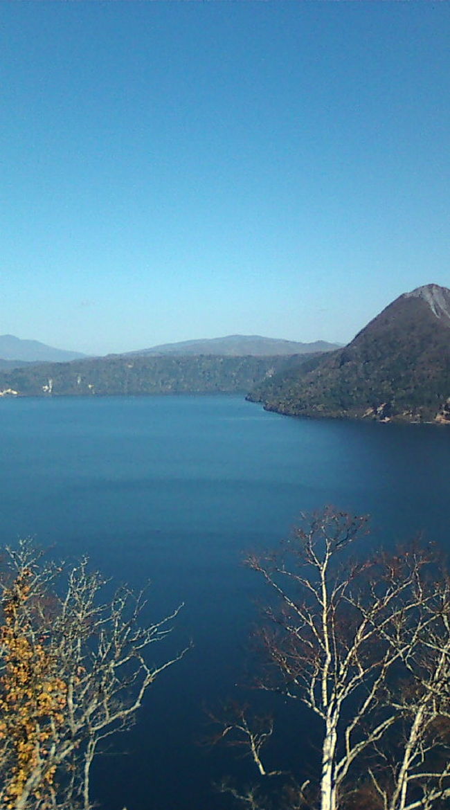 摩周湖の紺碧のブルー　心が洗われるよう。