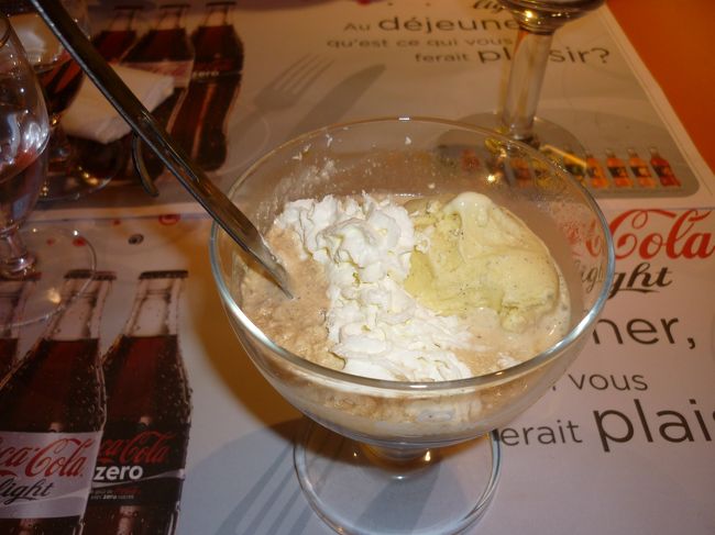 デザート<br />クレームシャンティティ