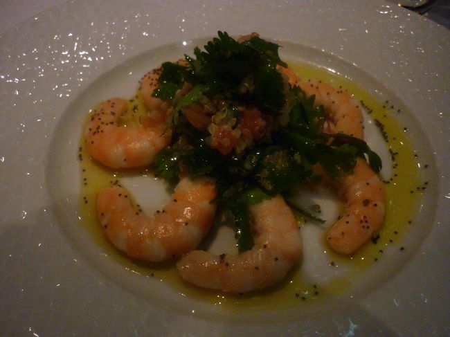 前菜　海老の香草添え<br />