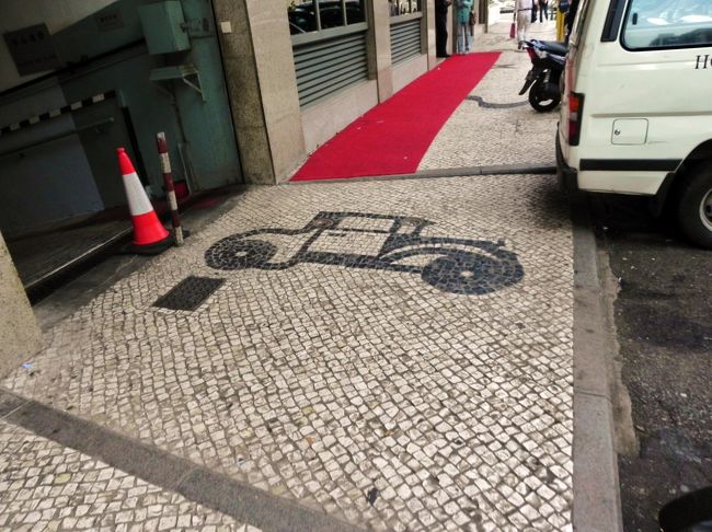 クラシックカーのやわらかそおなの