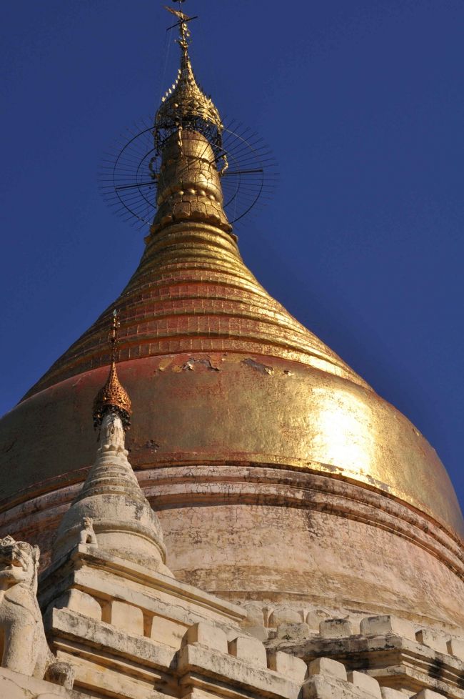 さて、遺跡巡り再開です。<br />ミンガラーゼディー・パヤー。<br />もうこの頃になると、名前などどうでもよくなって、数多くの遺跡を見学しましたが、あまり覚えていません。