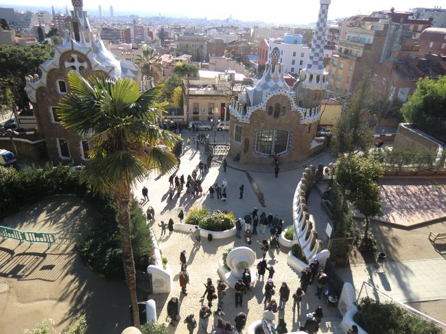 所変わってグエル公園<br />これまた山の上なので行くのが大変だった。<br />