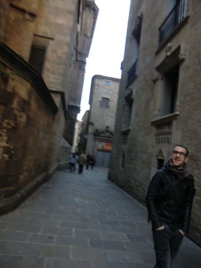 ゴシック地区。<br /><br />個人的に気に入っている一枚。<br /><br />なんかのポスターとかCDジャケットにありそうな感じ。