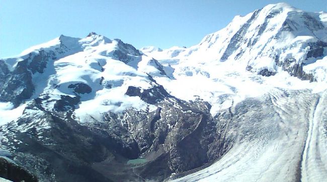 私が一目見て大フアンになった「モンテローザ」<br />女神？？みたいな意味の名前だって言っていたような…<br /><br />雪の感じとかも何ともいえず美しい〜！！