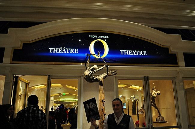 ２３日　１９：２５<br /><br />パンフレットも売ってます。<br /><br />英語力も要らない世界最高のショーです。