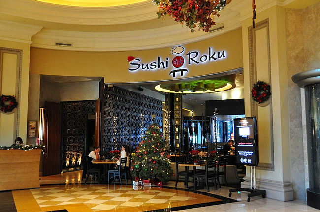 ２４日　１２：３６<br /><br /><br />そうそう昼食の店の名前は「すしろく」でした。<br /><br />いやぁ〜ラスベガス旅行記１冊終了。<br /><br />２冊の予定が４冊になってしもうた(^_^.)<br /><br />御覧頂きありがとうございました。<br /><br />Air Force One