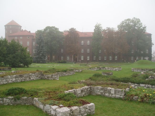 王宮博物館。中には入りませんでした。