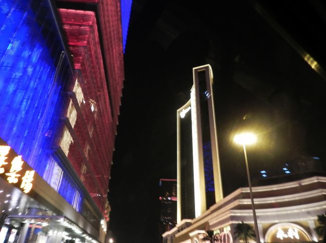 すぐタクシー乗って、いやけっこう並んでからやけどね