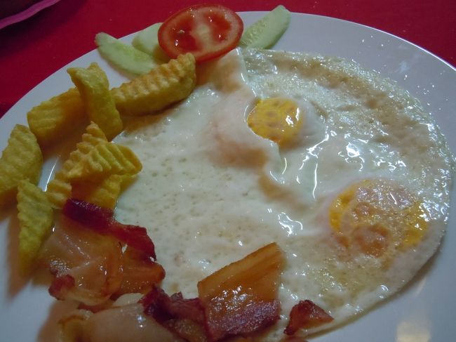 これは目玉焼き<br /><br />