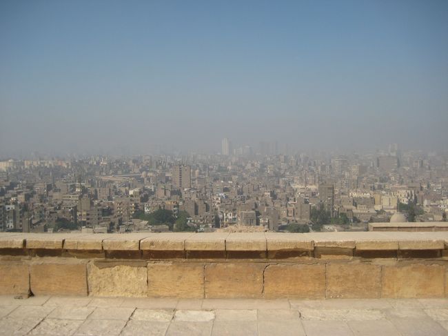 うまくとれていないが、、、<br />街も一望できます！