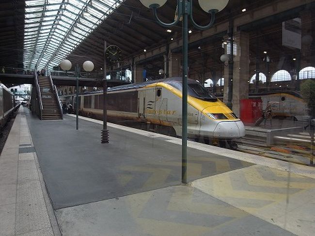 ここ、パリ北駅からはロンドン行きのユーロスターも発着します。