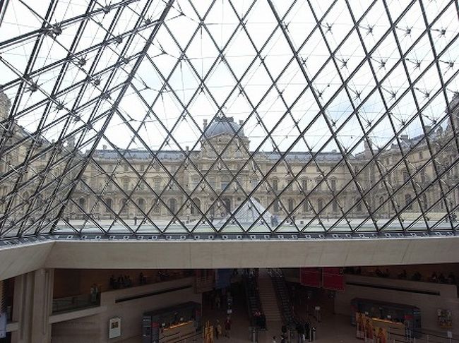 結局午後４時から見学開始したのですが、案の定２時間程度じゃまわり切れるはずもなく、最後はスタッフに追い出されてしまいました、、、