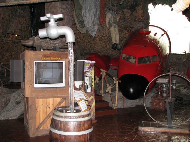 上の写真を内部からみた状況です。<br />これより奥はアトラクションコーナーですので、有料です。<br />