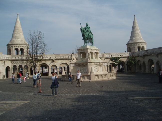 漁夫の砦は回廊です。