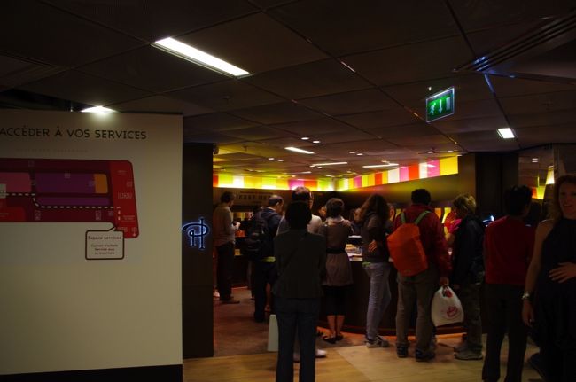 地下には、ピエールエルメもあります。<br />