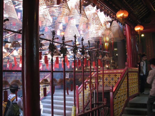 キャット・ストリート近くの文武廟です。<br /><br />