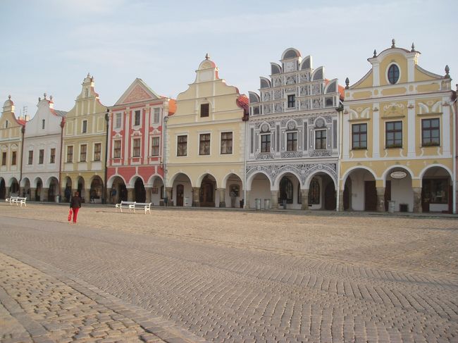 確かこの建物群の中で開いていた飲食店で朝食を摂りました。