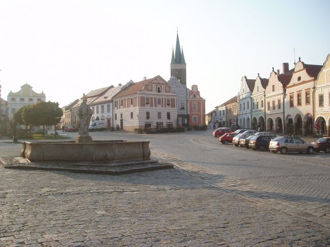 いい位置に教会が建っているところも素晴らしい街です。