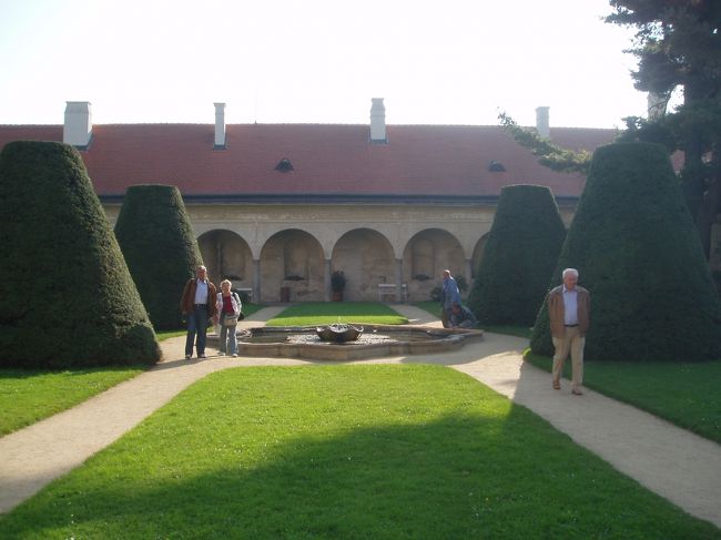 1時間ほどテルチ城見学を楽しみました。