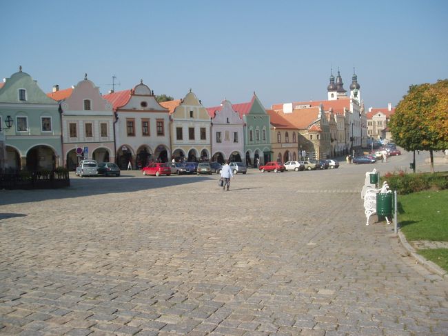 朝10時を過ぎると日の当たり方が違って、また違う素晴らしい景観になりますね！