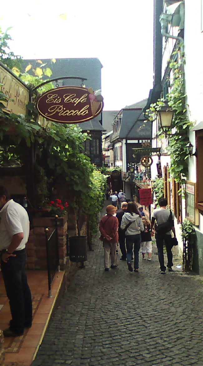 かわいらしい通りでした☆もう少しゆっくりみたかった…