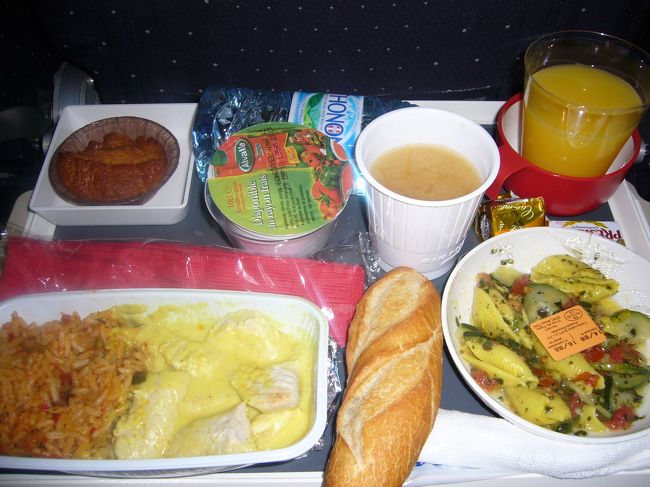 機内食（夕食）。